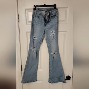 American Eagle super hi-rise flare jeans size 6 long
